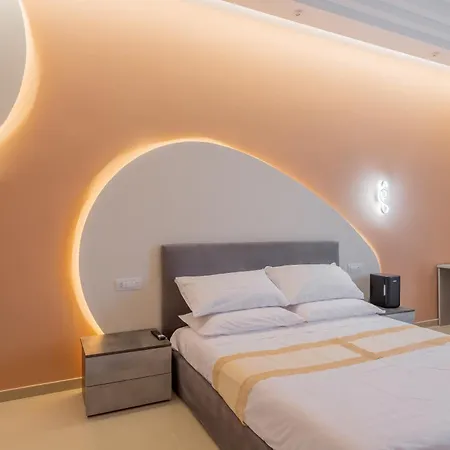 Hyper Lodge Termini Guesthouse